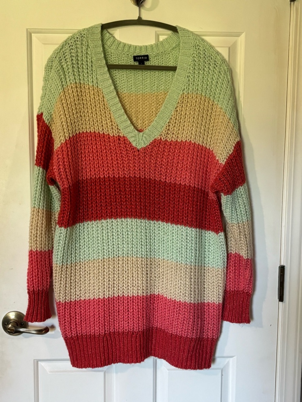 EUC Torrid Mint, Pink & Red Striped V-Neck Chunky Knit Sweater. Size 1X.